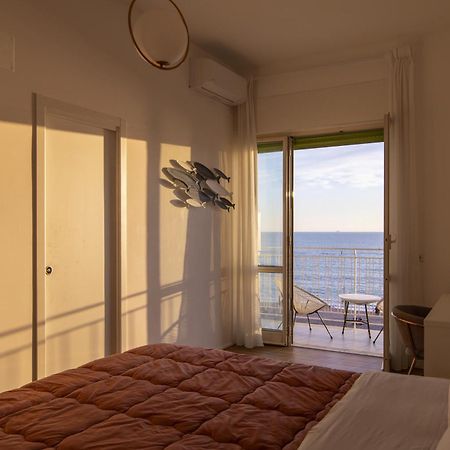 Cas' A Mare - Beachfront Luxury Suites Салерно Екстер'єр фото