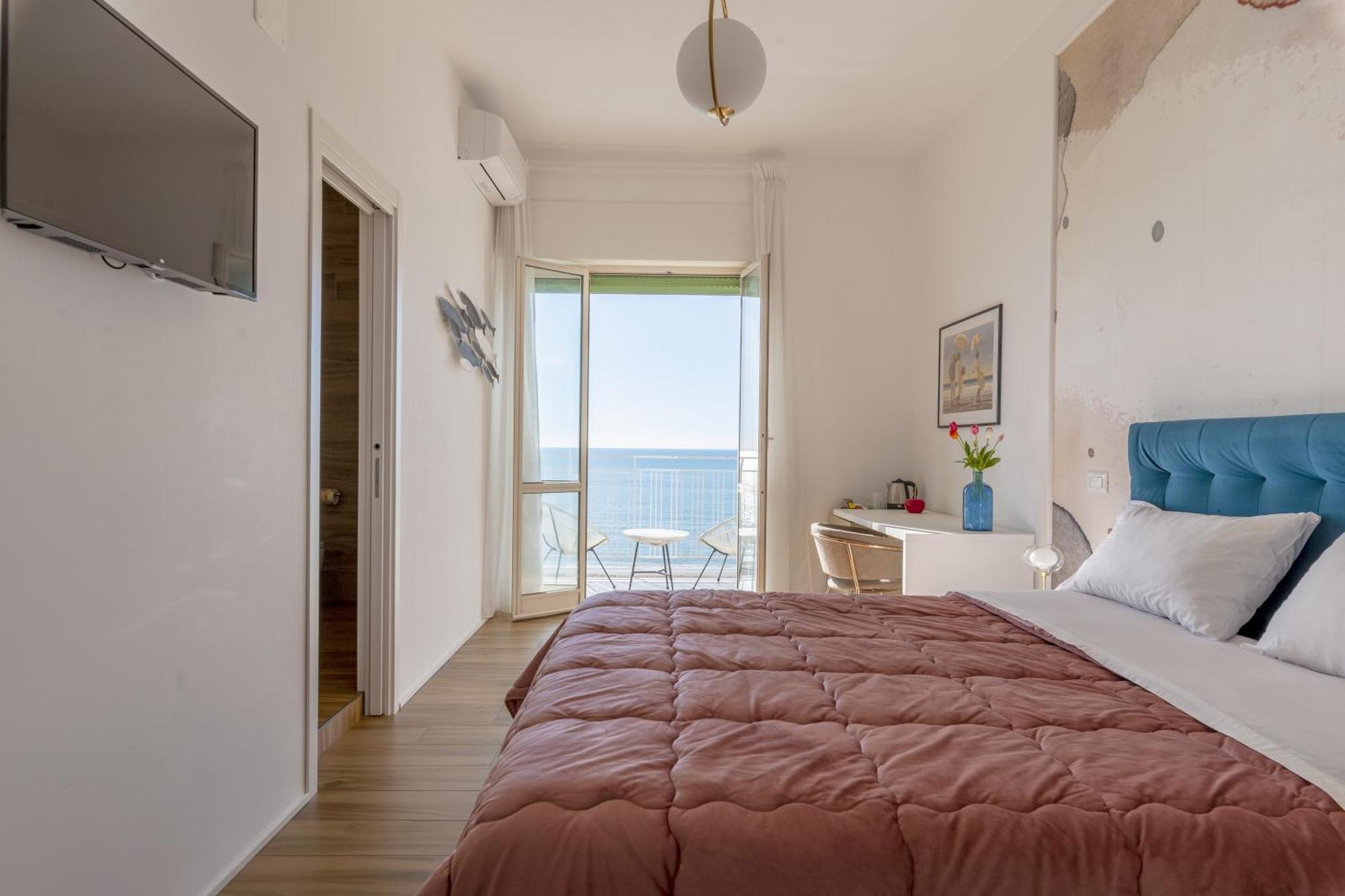 Cas' A Mare - Beachfront Luxury Suites Салерно Екстер'єр фото