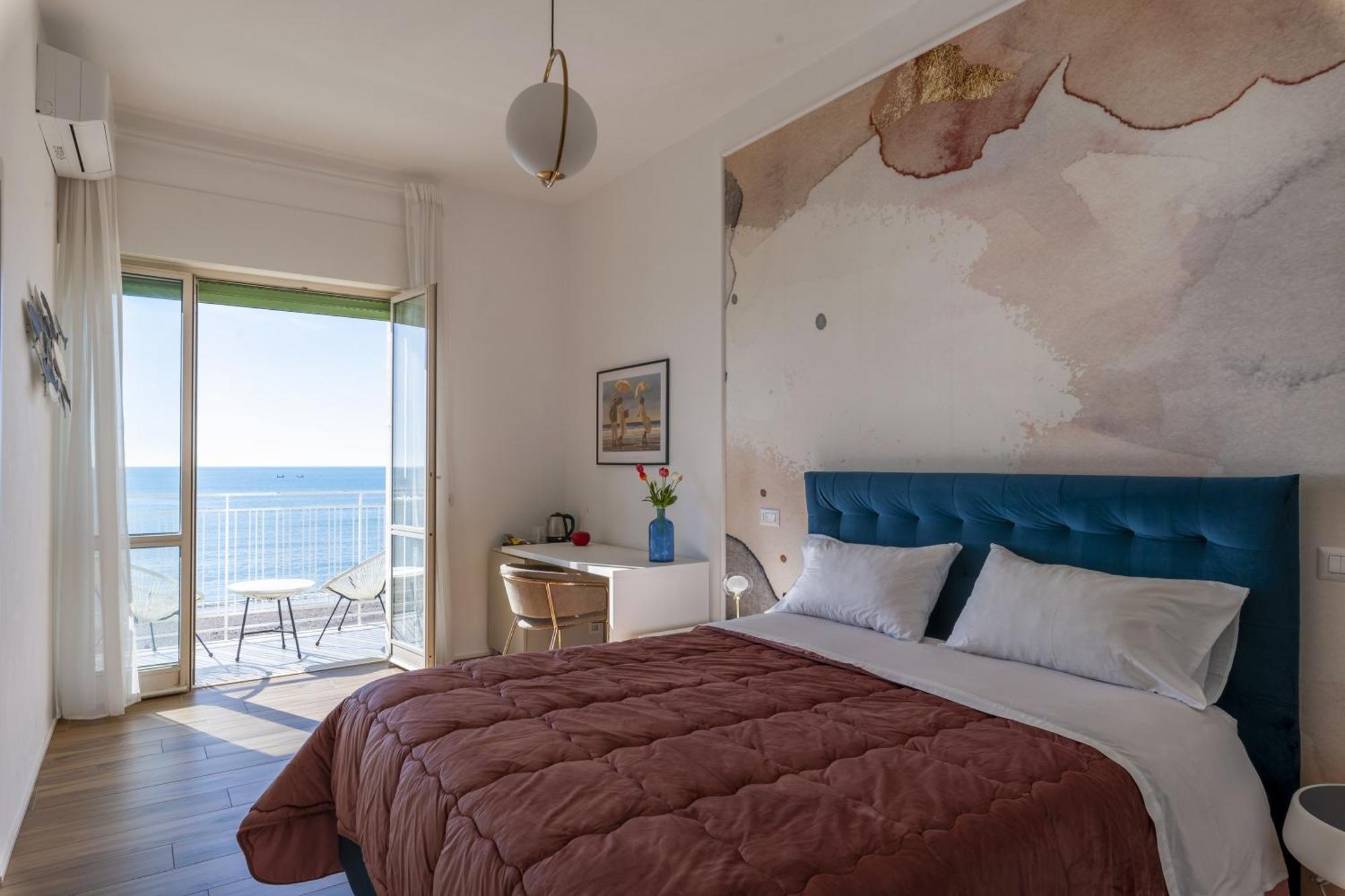 Cas' A Mare - Beachfront Luxury Suites Салерно Екстер'єр фото